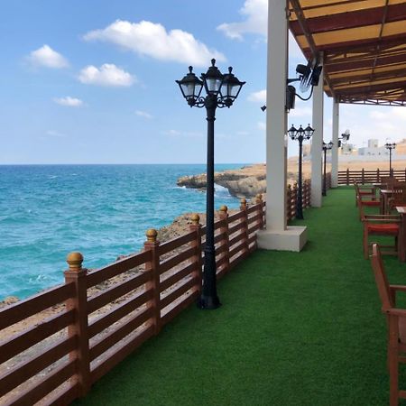 Sur Bandar Al Ayjah Hotel Apartments 外观 照片