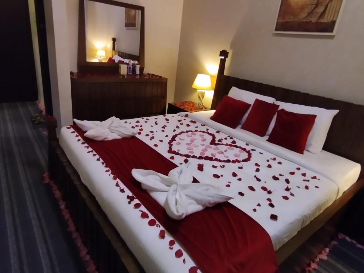 Sur Bandar Al Ayjah Hotel Apartments 外观 照片