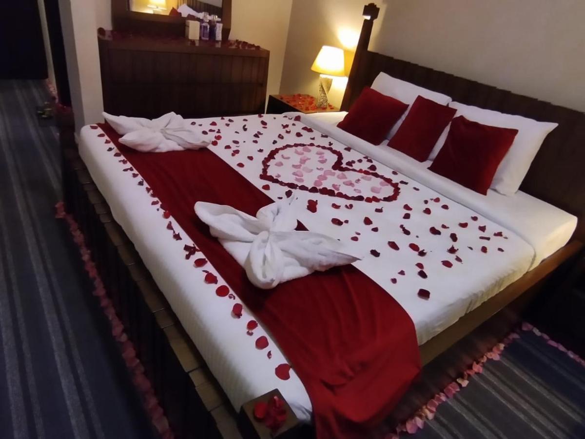 Sur Bandar Al Ayjah Hotel Apartments 外观 照片