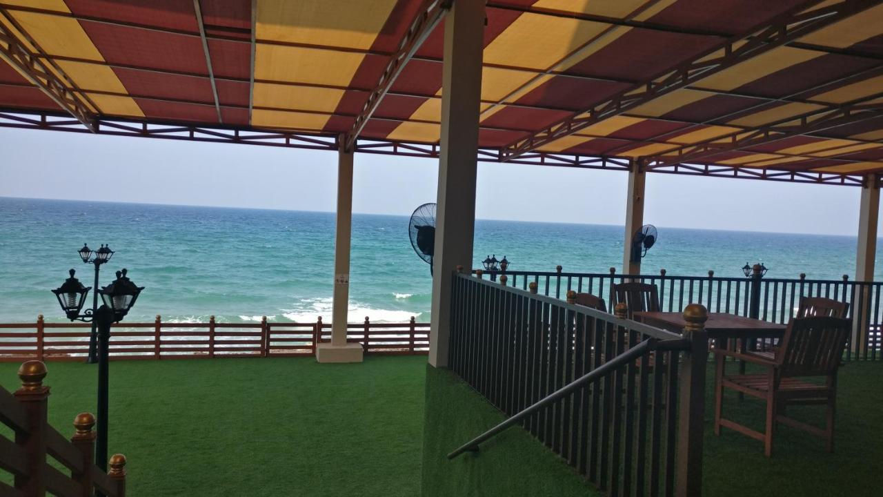 Sur Bandar Al Ayjah Hotel Apartments 外观 照片