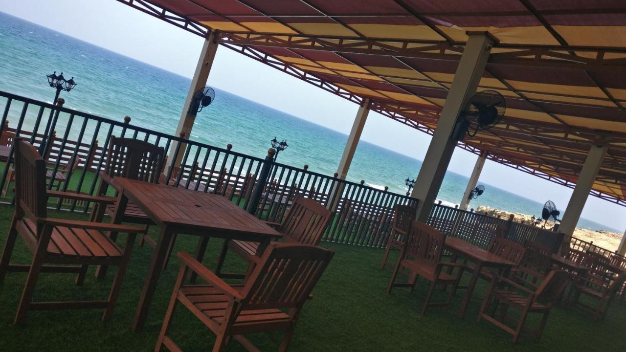 Sur Bandar Al Ayjah Hotel Apartments 外观 照片