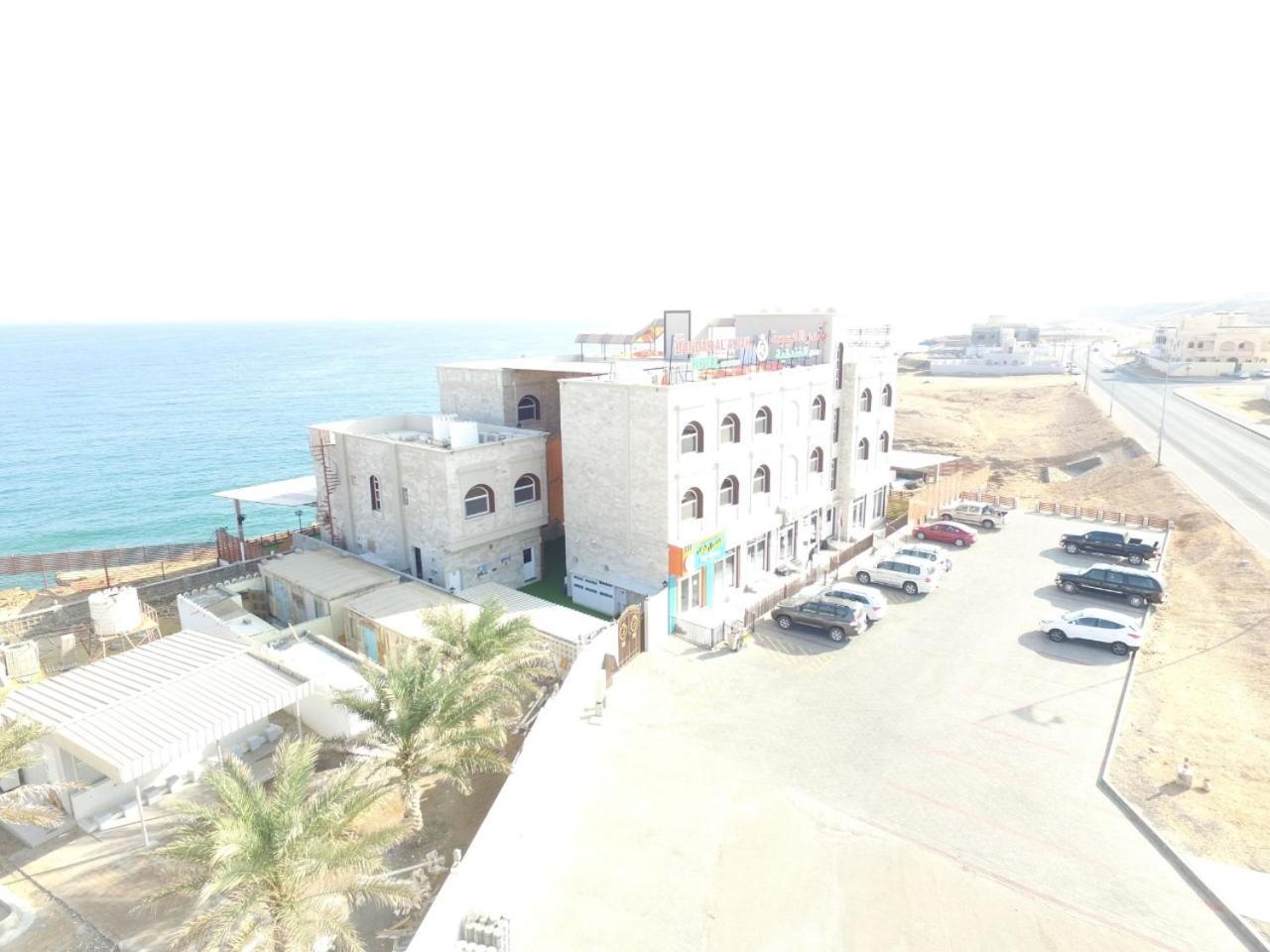 Sur Bandar Al Ayjah Hotel Apartments 外观 照片