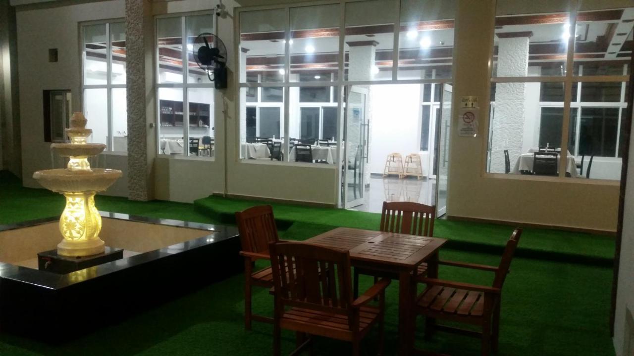 Sur Bandar Al Ayjah Hotel Apartments 外观 照片