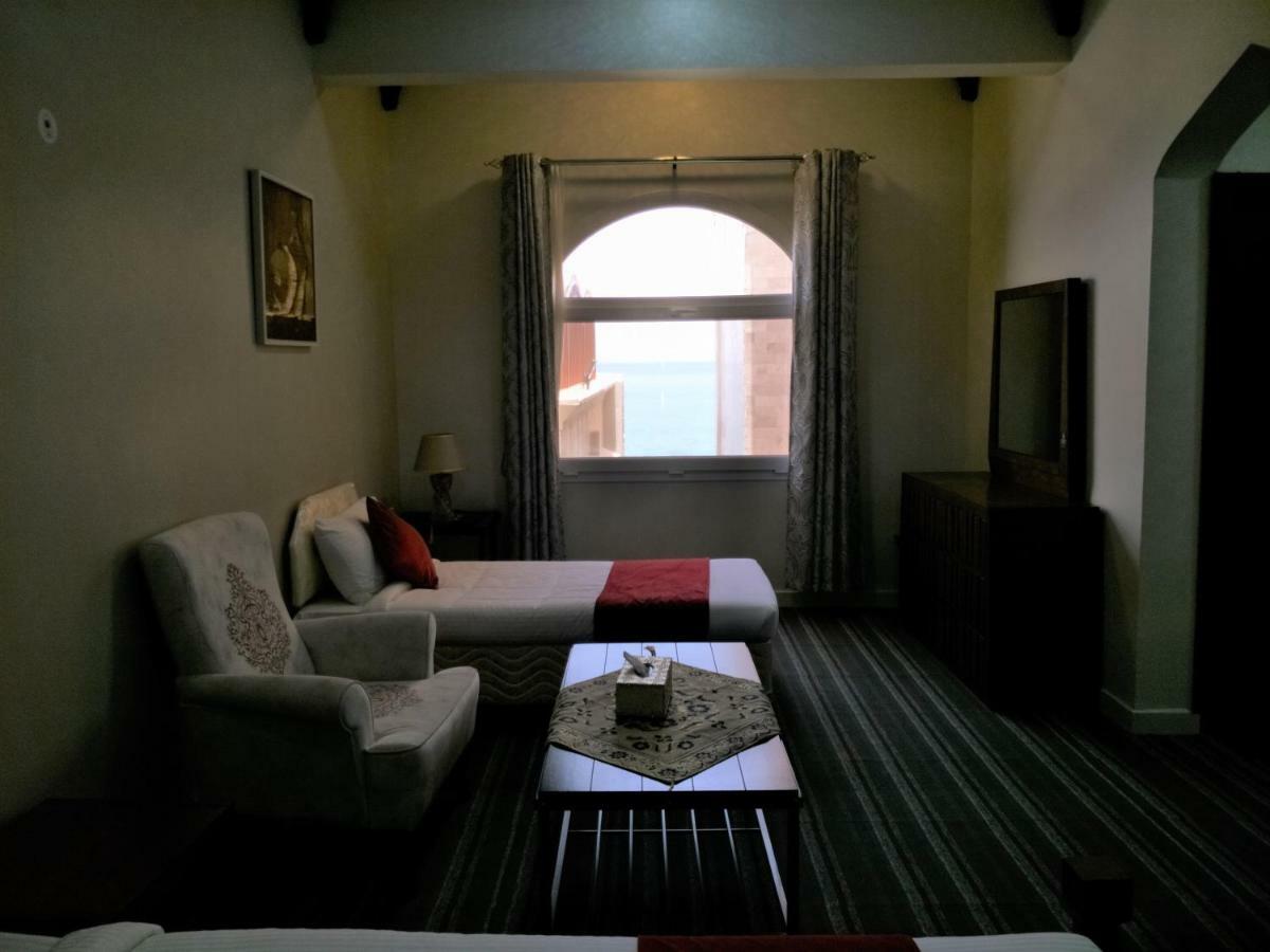 Sur Bandar Al Ayjah Hotel Apartments 外观 照片