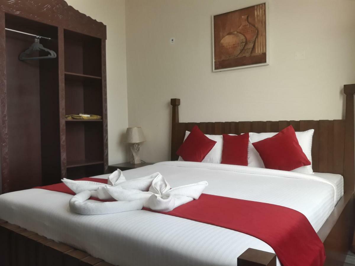 Sur Bandar Al Ayjah Hotel Apartments 外观 照片